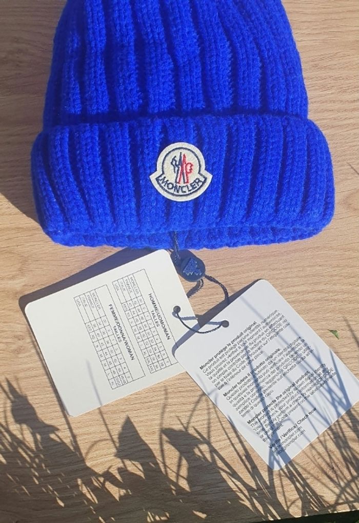 Bonnet moncler - photo numéro 3