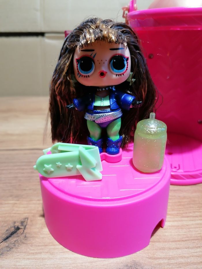 Poupée LOL Hair Spray