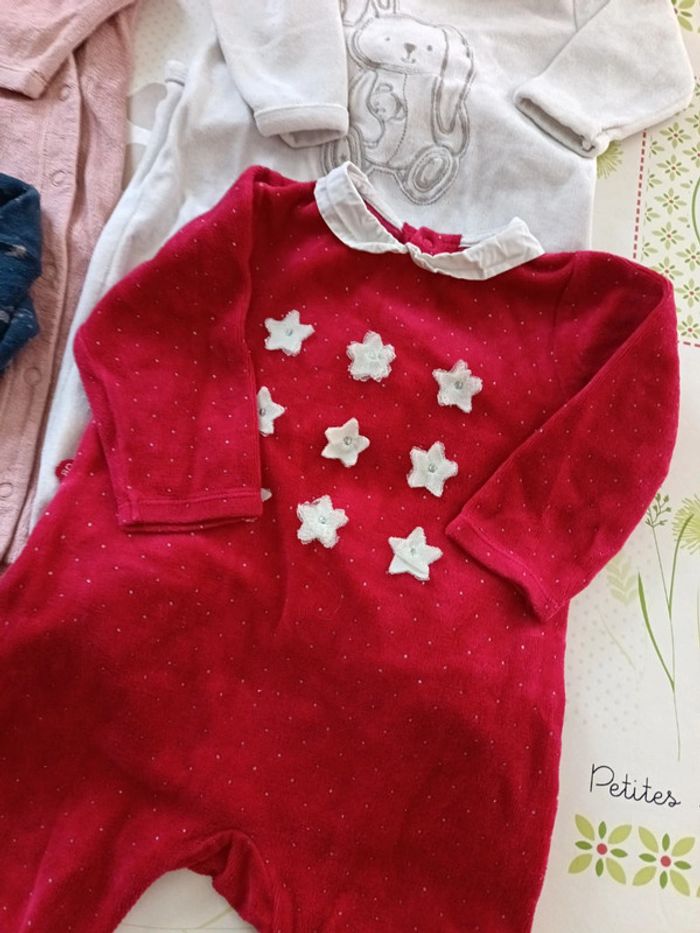 Lot de 4 pyjamas hiver 9 mois - photo numéro 5
