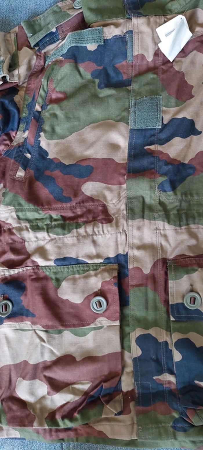 Treillis veste et pantalon t4 - photo numéro 4