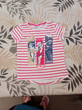 Tee-shirt rayures DC comics Supergirls 8 ans