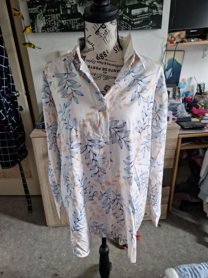 Chemise