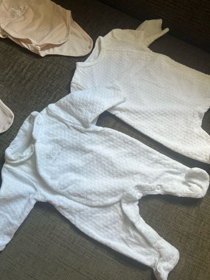 Lot bodies + dors bien - photo numéro 6