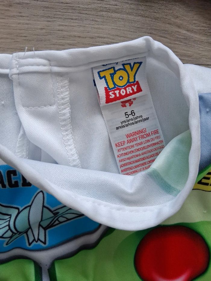 Déguisement Buzz l'éclair de Toy Story - photo numéro 9