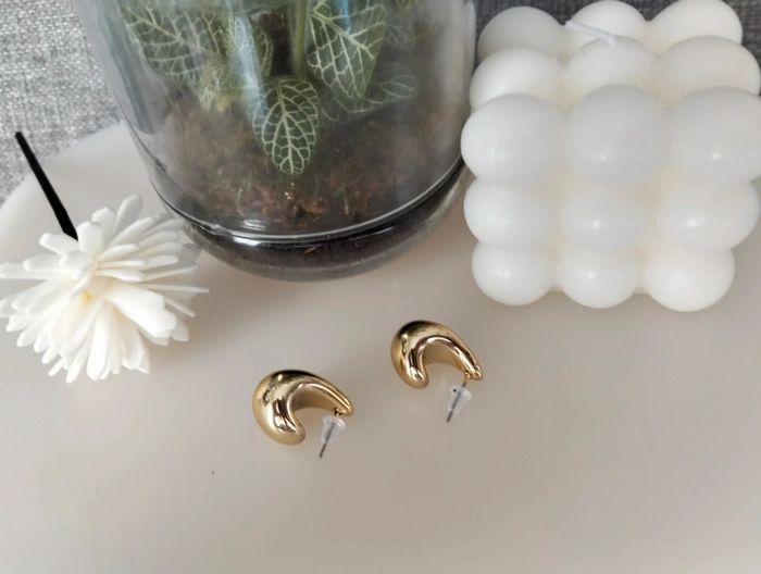 Paire de créole goutte dorée en acier inoxydable - photo numéro 6