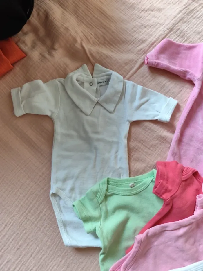 Lot vêtements pour bébé fille naissance - photo numéro 3