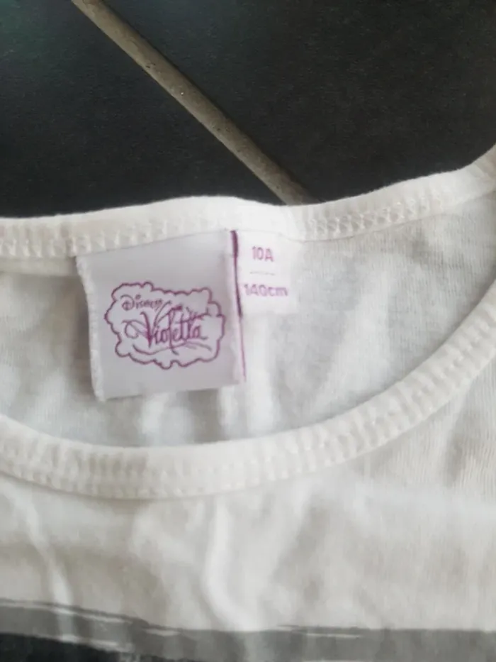Tee shirt Disney Violetta - photo numéro 4