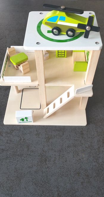 Jeux en bois vétérinaire