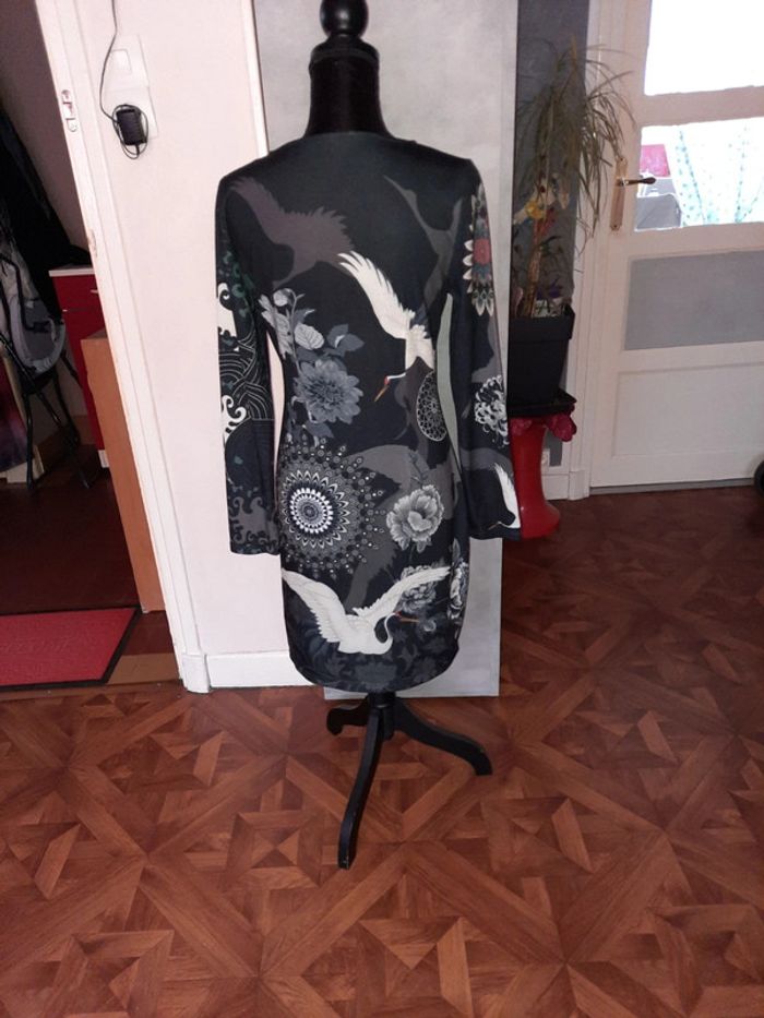 Robe manche longue - photo numéro 2