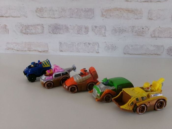 Véhicules / voitures / voitures de course Pat'Patrouille / Paw Patrol (2)