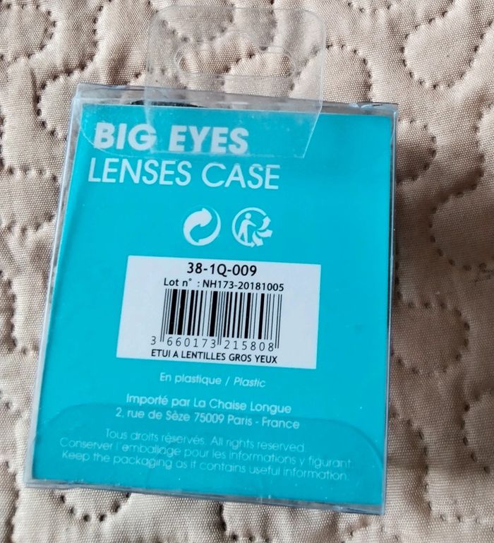 Etui a lentilles de vue. Humoristique. - photo numéro 2