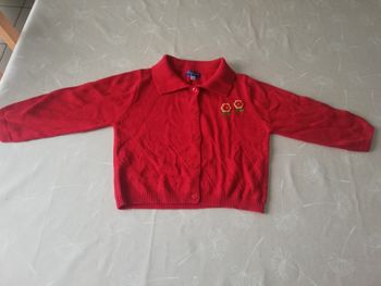 Gilet rouge à boutons 90cm