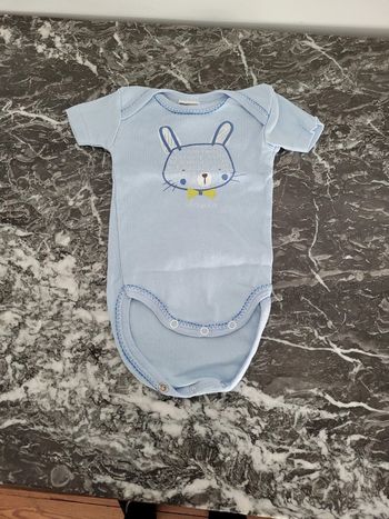 Body MC t. 3 mois Absorba