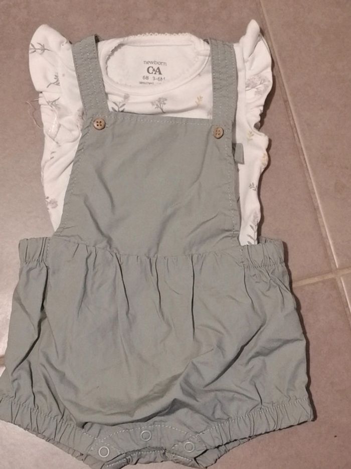 Ensemble combi short + bodie