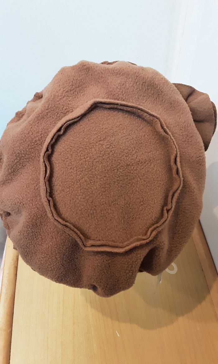 Bonnet  / chapeau  avec une fleur sur le côté agréable à porter pour femme Taille unique - photo numéro 5