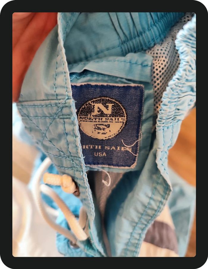 Short de bain bleu clair blanc gris North Sails Taille 32 (taille à plat 38 cm) - photo numéro 3
