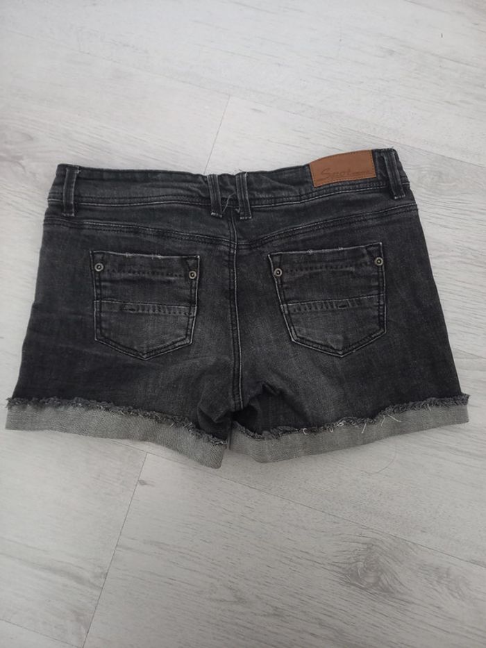 Short - photo numéro 3