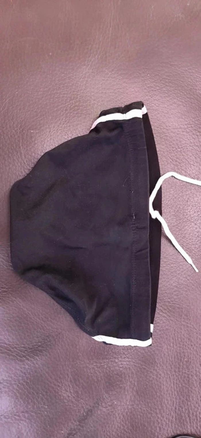 Slip de bain noir et blanc 6 ans - photo numéro 2