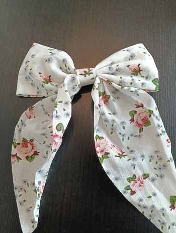 Grande Pince nœud papillon femme neuf