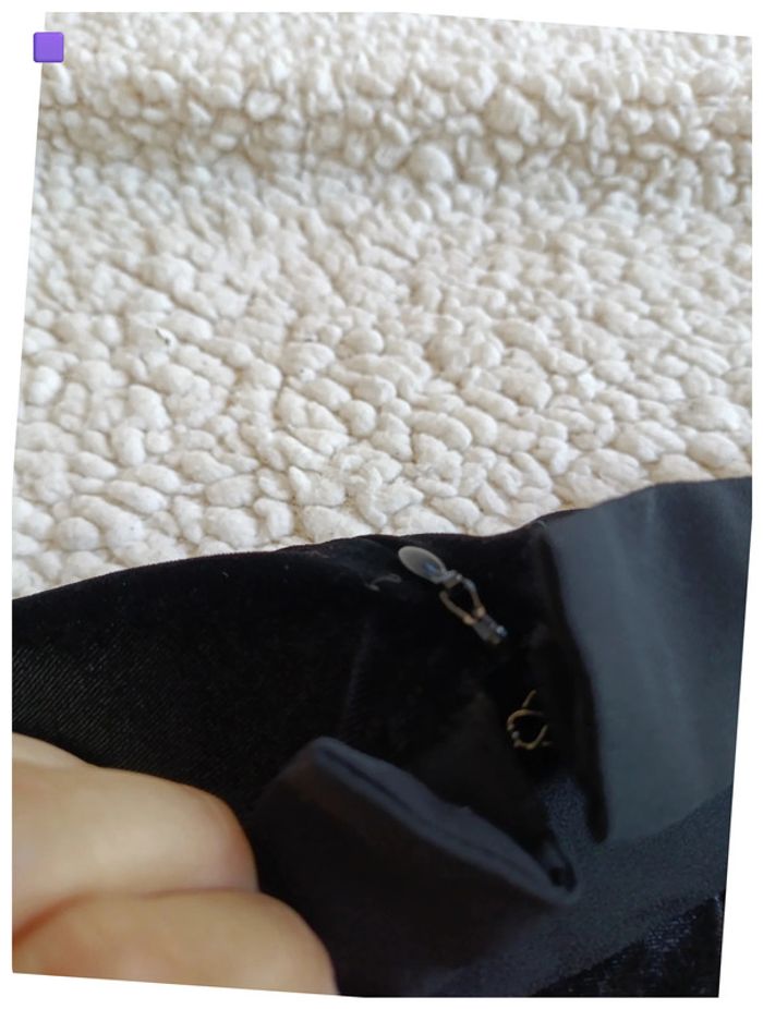 Haut noir touché style velours très doux ICHI à manches courtes et col rond vintage - photo numéro 3