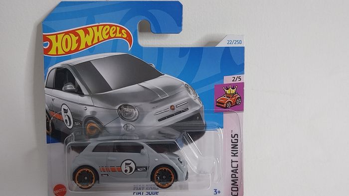 Hot Wheels Fiat 500e 2024