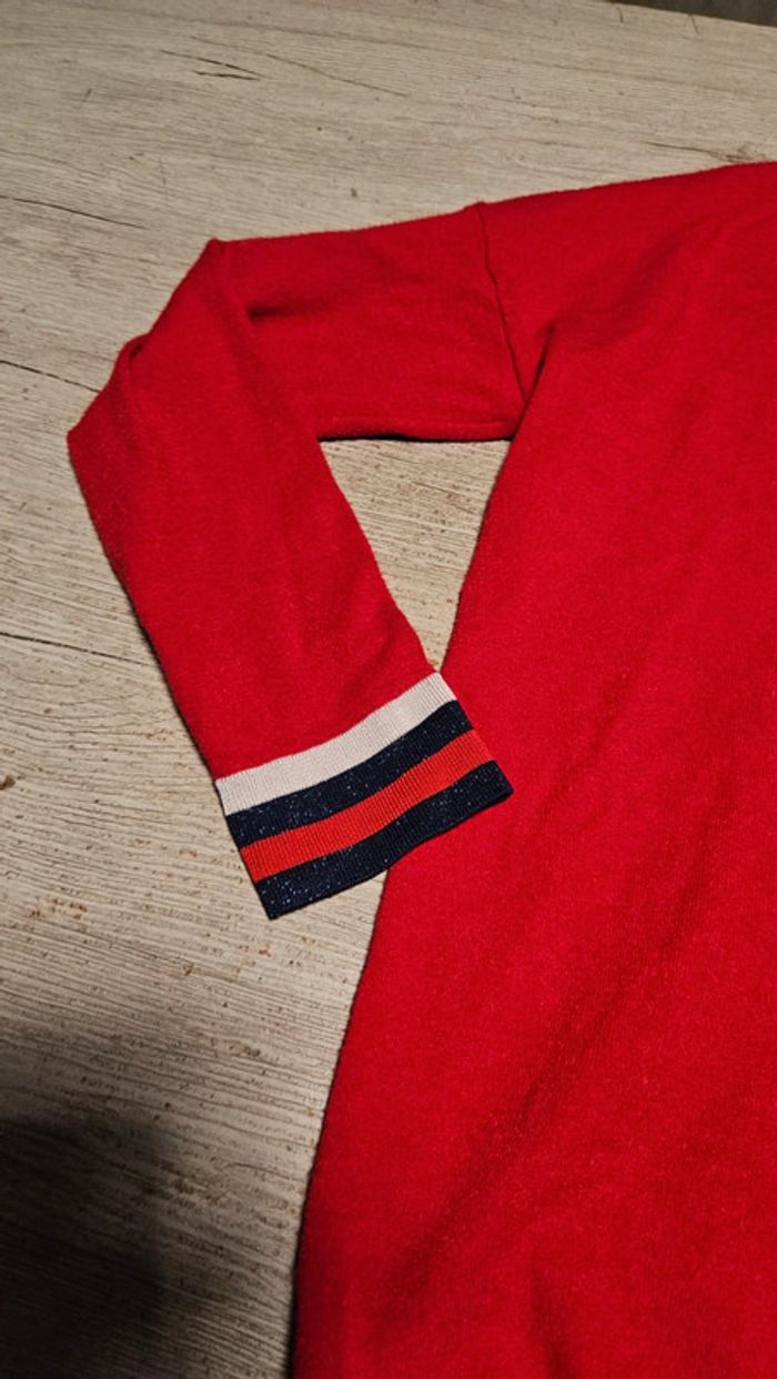 Pull manches longues, col V, rouge à bord blanc et bleu, Peace n'love,S/M, peu mis - photo numéro 4