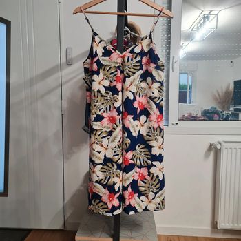 Robe à bretelle