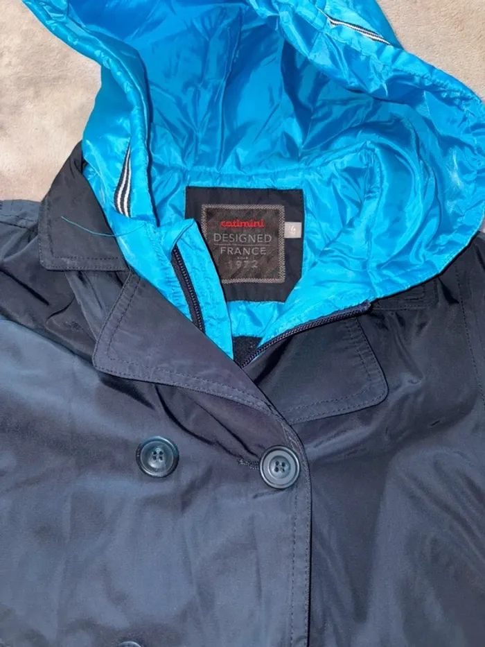 Blouson imperméable garçon catimini taille 6 ans en très bon état. Bleu ciel et bleu marine. - photo numéro 7