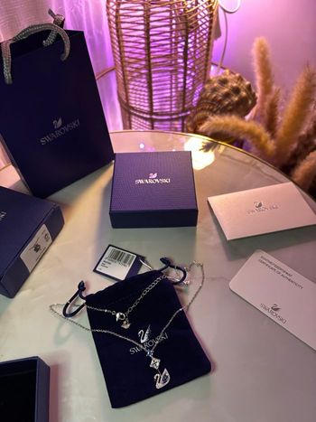 Collier Swarovski Cygne – Argenté – Authentique – Neuf