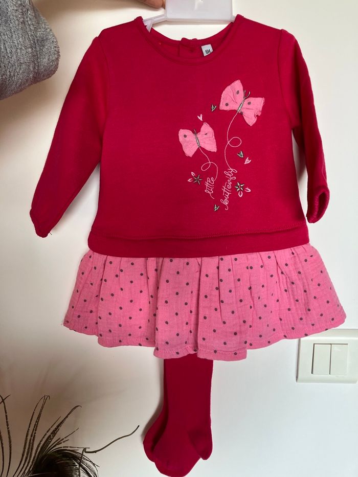 Ensemble neuf fille 6 mois