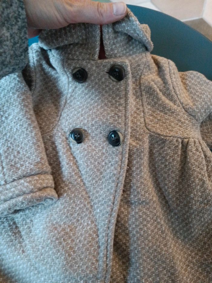 Manteau 6 mois - photo numéro 2