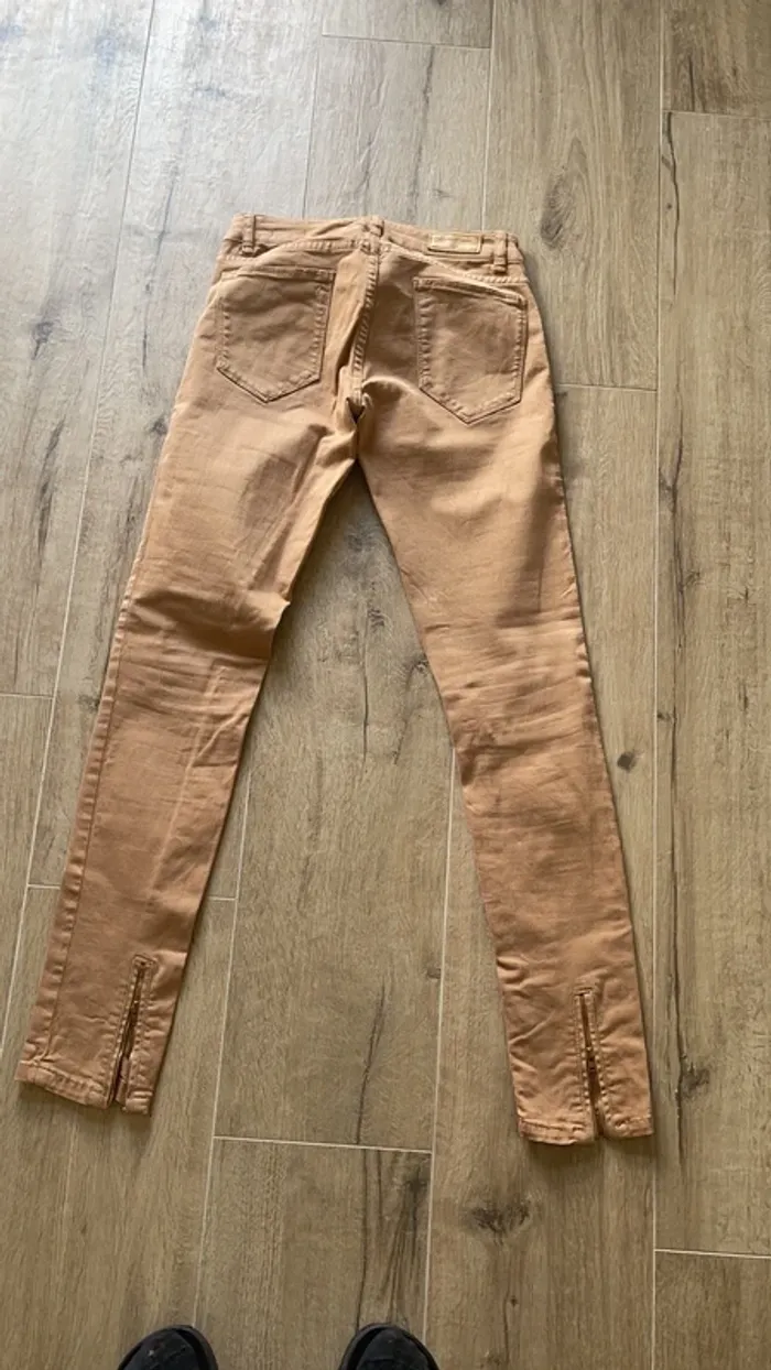 Pantalon camel Zara - photo numéro 3