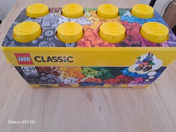 LEGO CLASSIC 486 pièces 