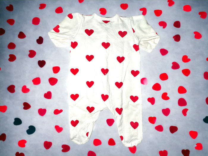 "Dors-bien Petit Bateau Coeur rouge 3 mois TBE (13€) " - photo numéro 3