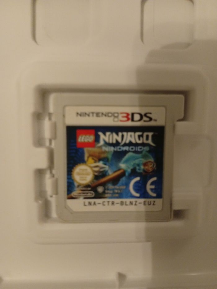 Jeux Nintendo 3DS ninjago  nindroids - photo numéro 2
