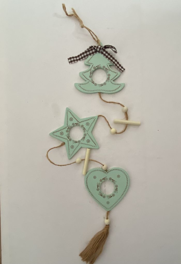 Décoration en bois pour rideaux - photo numéro 2