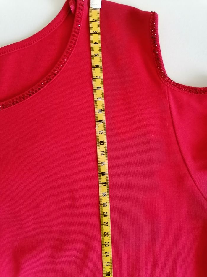Tee-shirt femme rouge avec  strass rouge - photo numéro 7