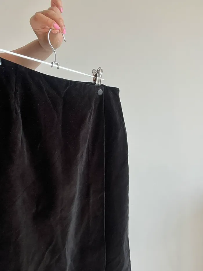 Jupe portefeuille vintage noire en velours taille 40 - photo numéro 2