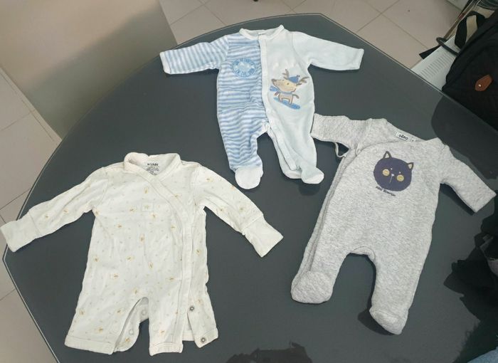 Lot de pyjamas taille Naissance
