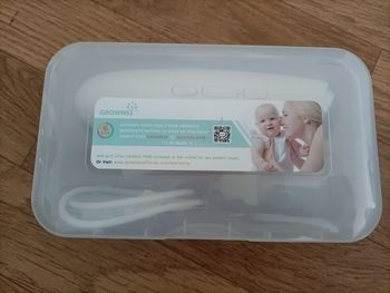 Mouche bébé
