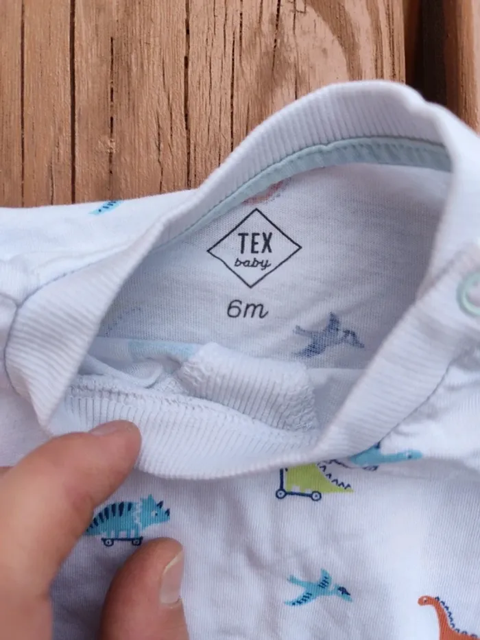 Haut Tex 6 mois - photo numéro 4