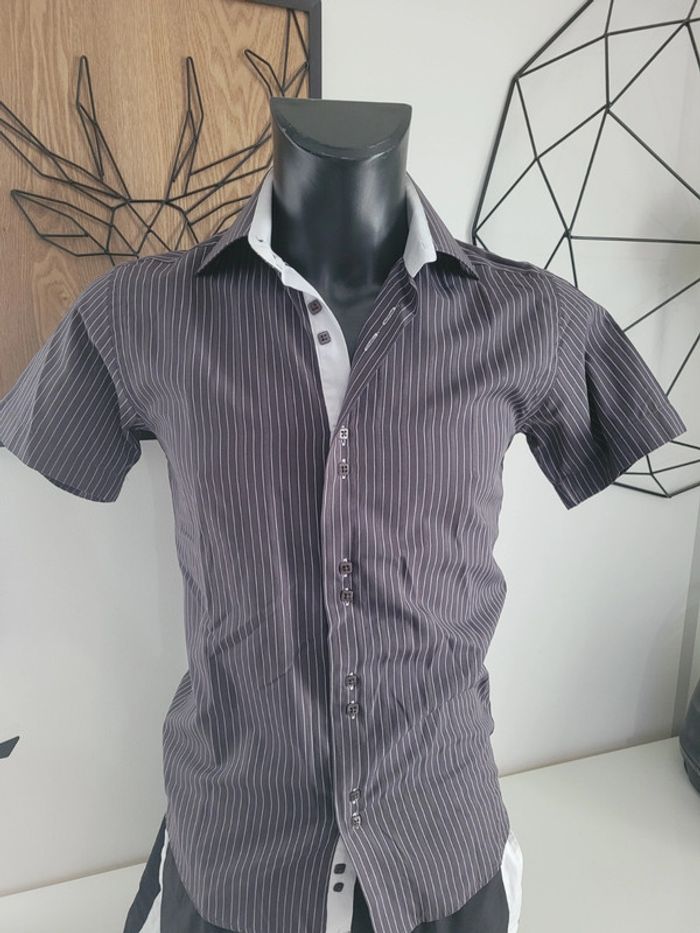 Chemise manches courtes