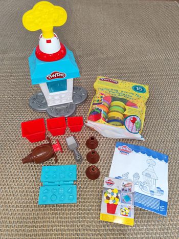 La machine à pop-corn de Play-Doh Kitchen , TBE + pâte à modeler neuve