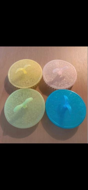 Lot de 4 brosse souple neuf 