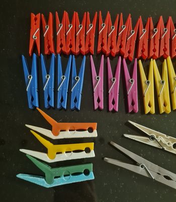 Lot de pinces à linge - Neuves et d'occasion