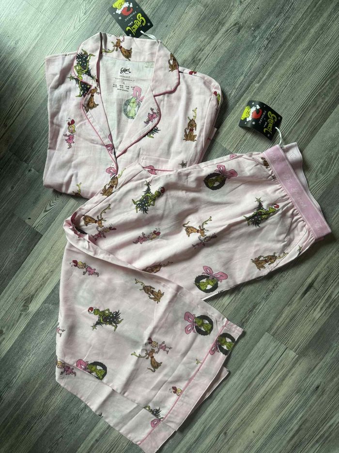 Pyjama grinch