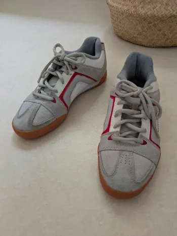 Baskets de sport en salle Très bon état - Artengo - Pointure 38