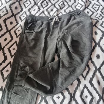 Pantalon sport Décathlon neuf gris foncé xl