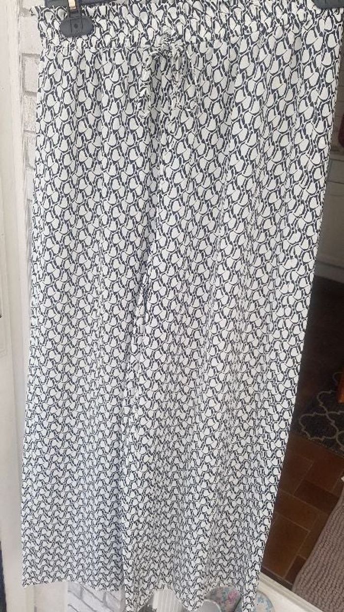 Pantalon large noir blanc
