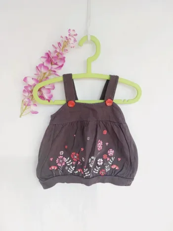 Magnifique débardeur 6 mois